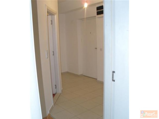 Се продава нов трособен стан во Аеродром