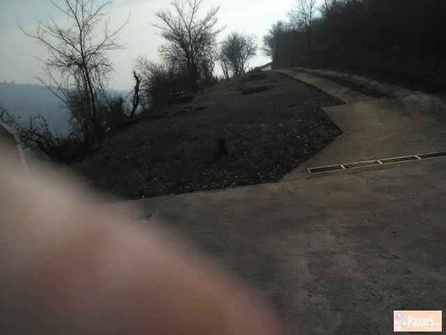 Itno Se Prodava Kuka Vo Selo Bulacani 