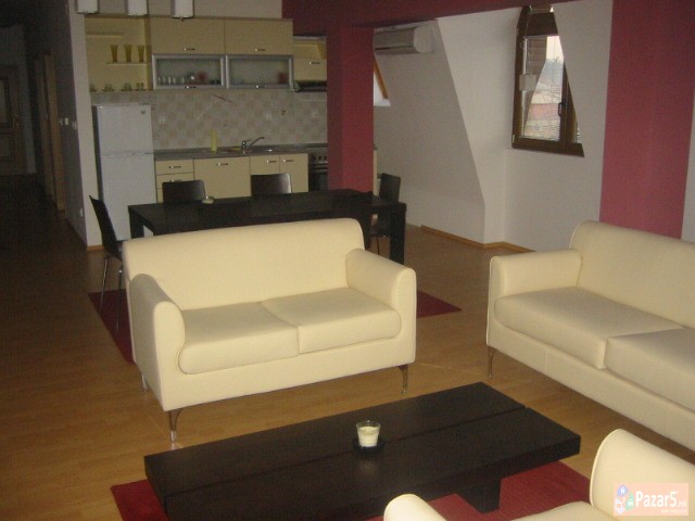 СЕ ПРОДАВА СТАН ВО ЦРНИЧЕ 118М2