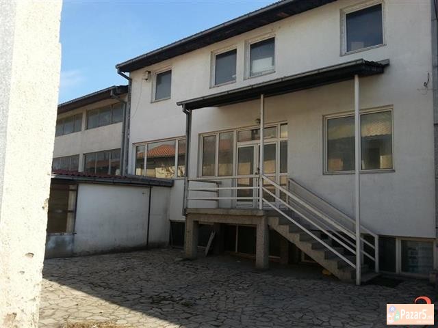 Deloven Prostor 450m2 Vo Industriska Zona Kisela V