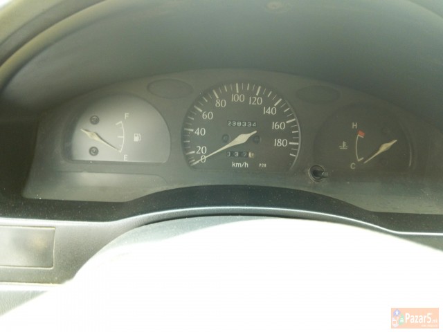 Toyota Starlet 1998