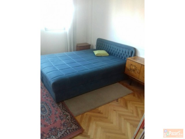 СЕ ИЗДАВА 3-СОБЕН СТАН ВО ЦЕНТАР