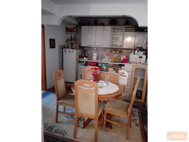 изнајмувам наместен стан