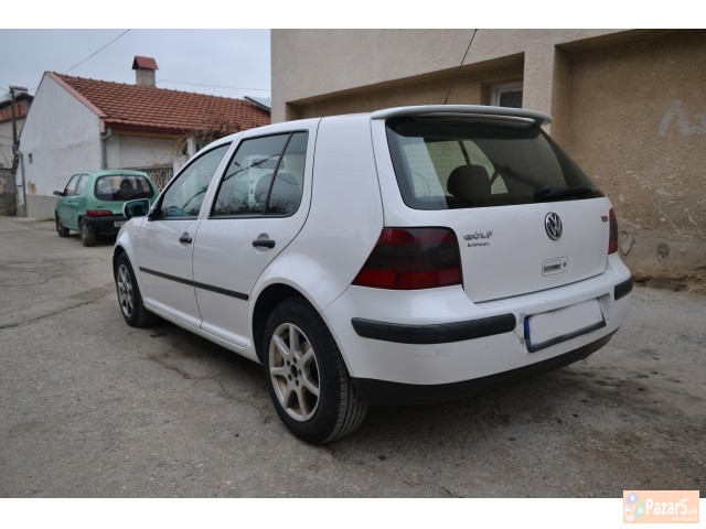 Se Prodava Golf 4