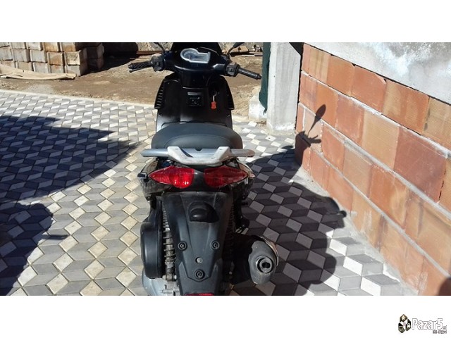 Aprilia Sportcity 200