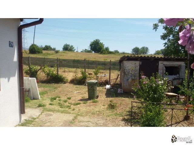 Hitno Prodavam Kuka Na Odlicna Lokacia Vo Butel 1 