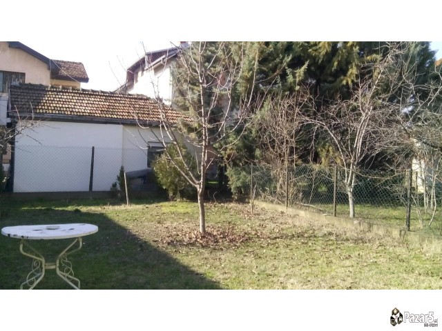 Se Prodava Kuca Vo Skopje Naselba Dame Gruev