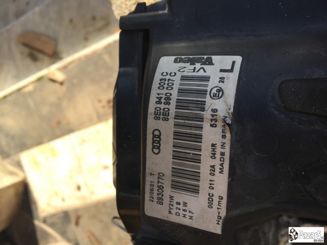 Farovi Audi A4 B6 2000-2004