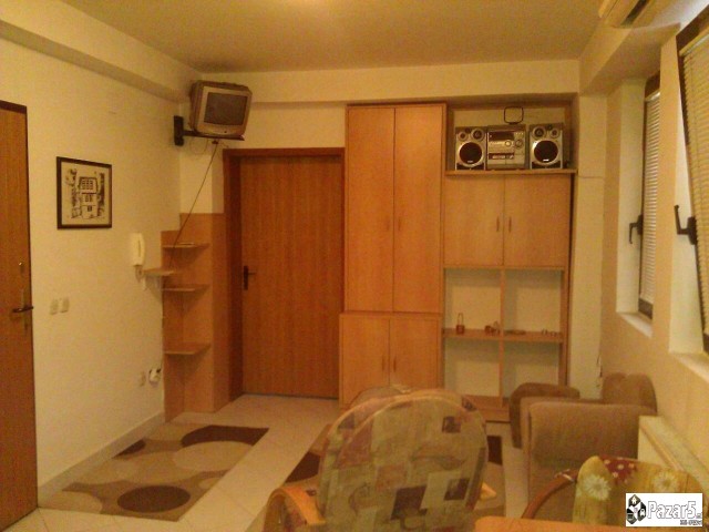 СЕ ИЗДАВА 2-СОБЕН СТАН ВО ЦЕНТАР