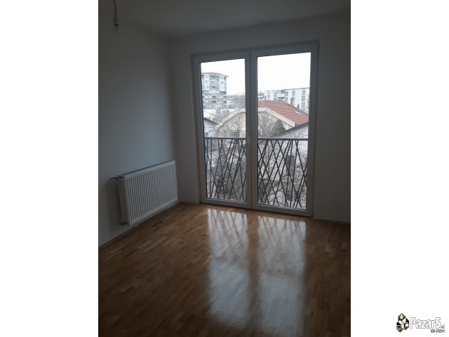 Se Izdava Trosoben Prazen Stan Vo Taftalidze Sprot