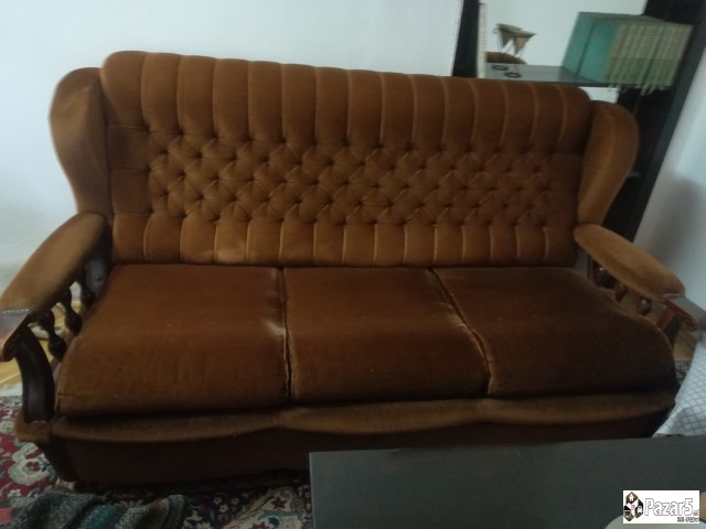 Се продава мебел