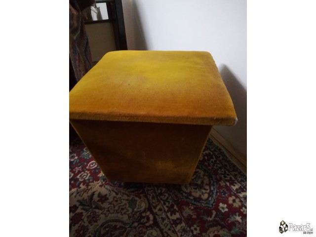 Се продава мебел