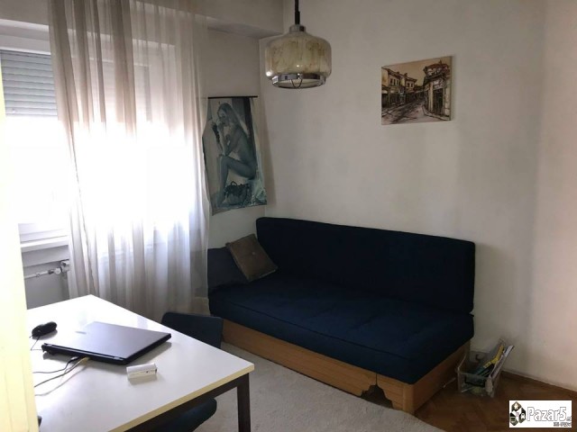 СЕ ИЗДАВА 4-СОБЕН СТАН ВО АЕРОДРОМ