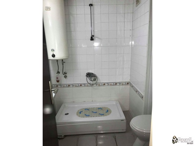 СЕ ИЗДАВА 4-СОБЕН СТАН ВО АЕРОДРОМ