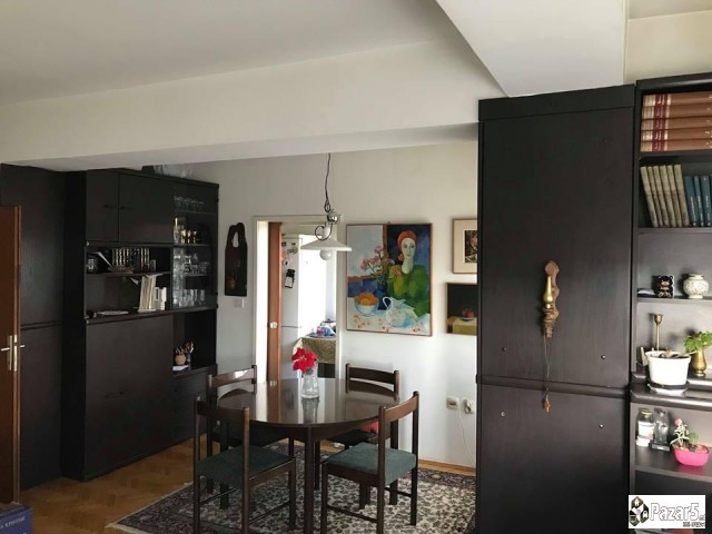 СЕ ИЗДАВА 4-СОБЕН СТАН ВО АЕРОДРОМ