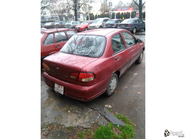 Prodavam Kia Avela Delta