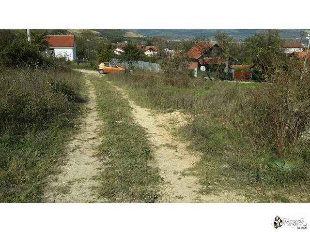 Плац во Волково