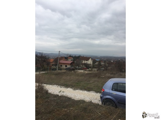 Плац во Волково