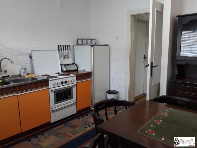 Се издава стан во Центар