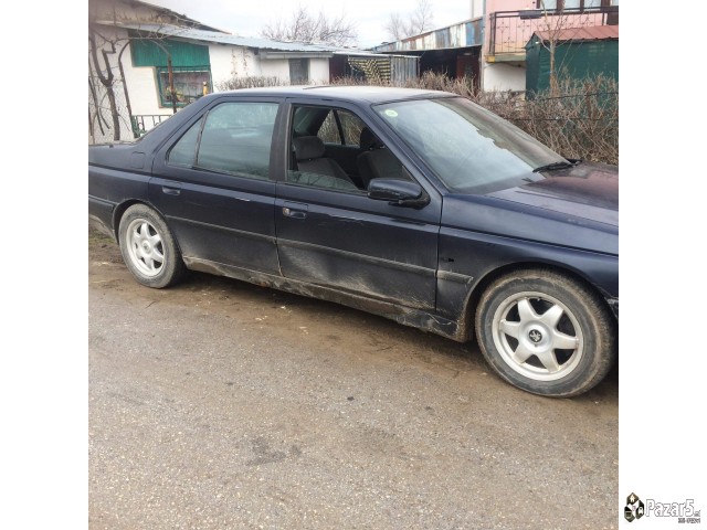 Peugeot 605 