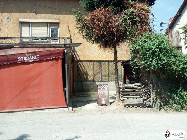 Kukja So Deloven Prostor