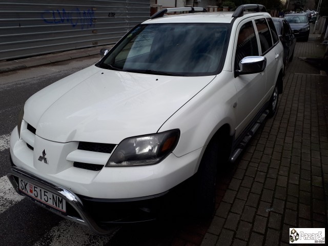 Mitsubischi Outlander 4x4, 39.000 Km. !