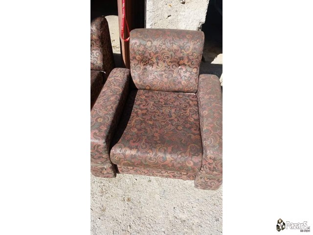 Sedmosed Krevet So Fotelja