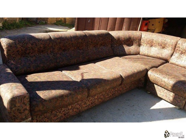 Sedmosed Krevet So Fotelja