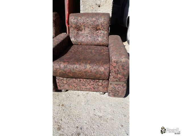 Sedmosed Krevet So Fotelja