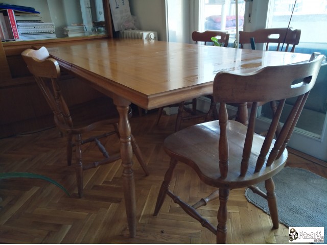 Се продава трпезариска маса