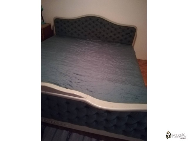 Итно се продава спална