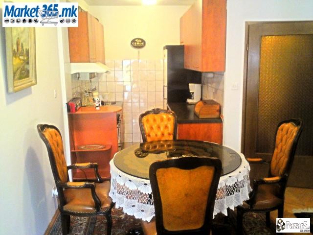 Се продава двособен стан во Центар