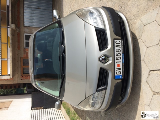 Renault Grand Scenic Extra...moze Zamena