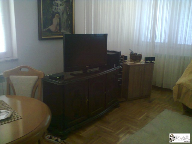 Se Izdava Stan 078221503