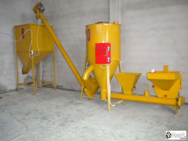 Млин со мешалка