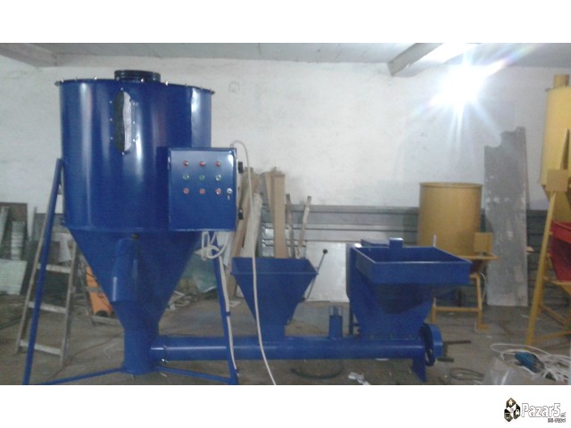 Млин со мешалка