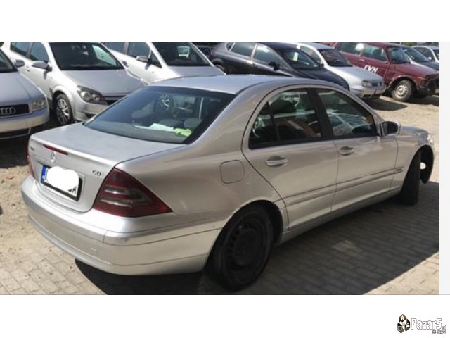 Polovni Delovi Za Mercedes C200, 2002 God.