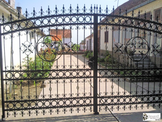 Izrabotki Od Kovano I Obicno Zelezo