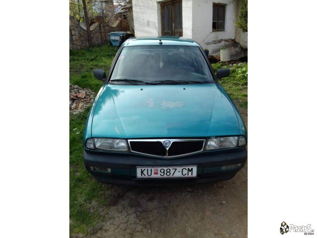 Lancia Delta 1.6 Benzin/plin (a-test)