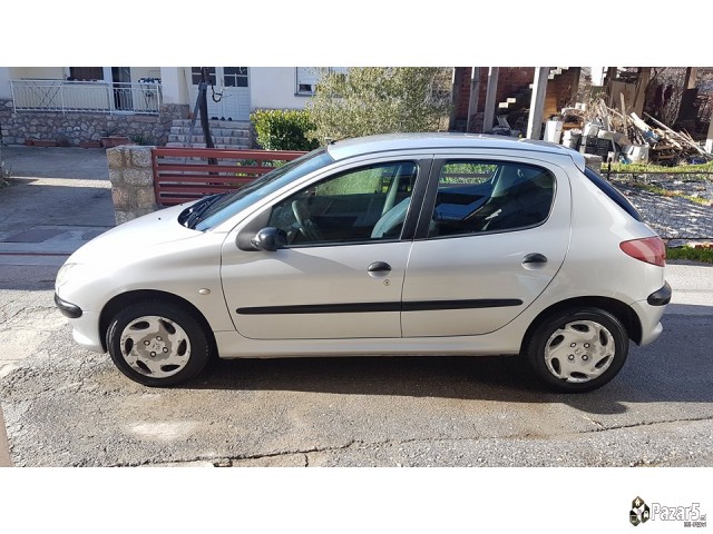 Prodavam Peugeot 206 1.9 D Registrirana Do 27.07.2