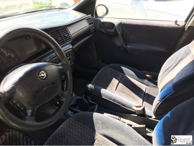 Opel Vektra