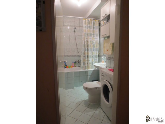 СЕ ПРОДАВА ОДЛИЧЕН СТАН ВО АЕРОДРОМ