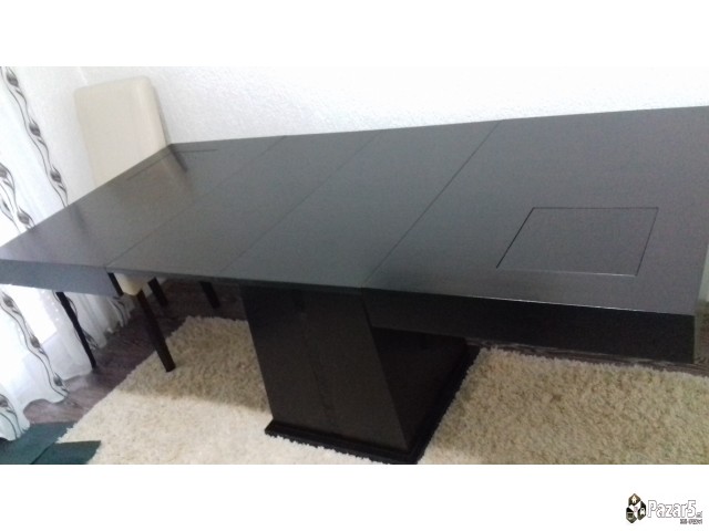 Trpezariska Masa I Stolici