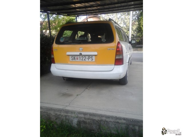 Prodavam Opel Astra 1.2 Karavan