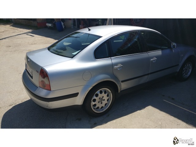Se Prodava Passat 1.9 Tdi