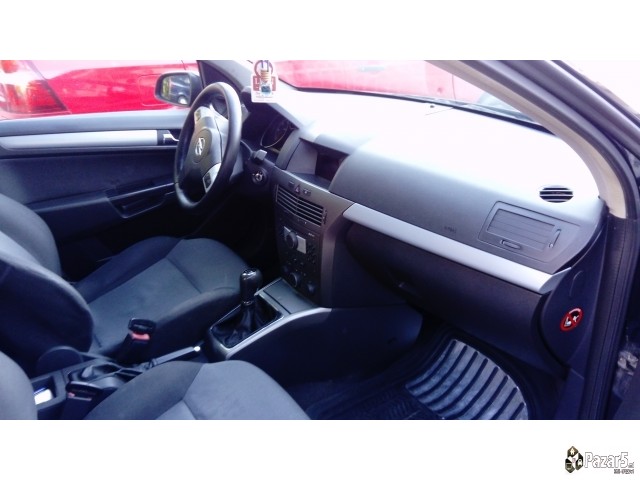 Opel Astra H 1.7cdti 2005год. сервисирана