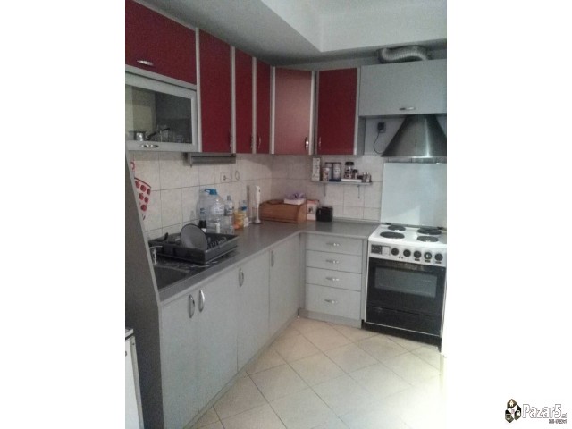 СЕ ИЗДАВА СТАН ВО АВТОКОМАНДА