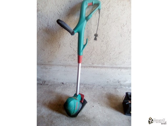 Masina Za Kroenje Treva Na Zilki Bosch