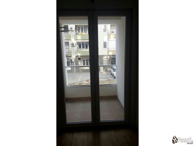 СЕ ПРОДАВА НОВ СТАН ВО АЕРОДРОМ