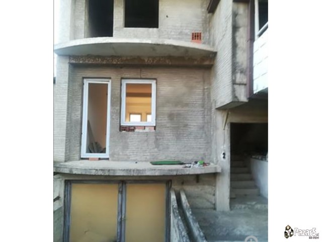 Се продава куќа во Бутел 1********ИТНО